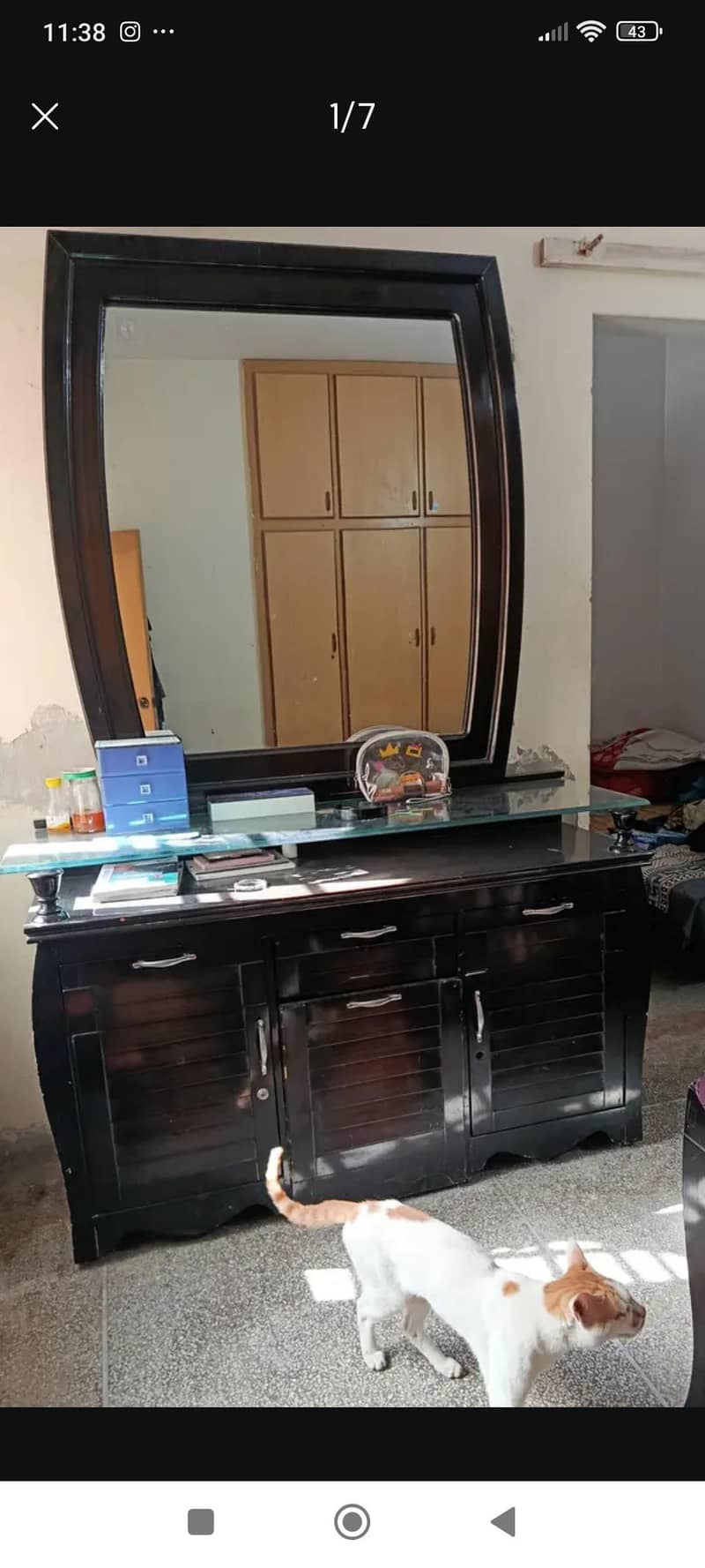bed with dressing table 2