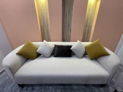 Sofa Set 7 seaters with 12 Cushions