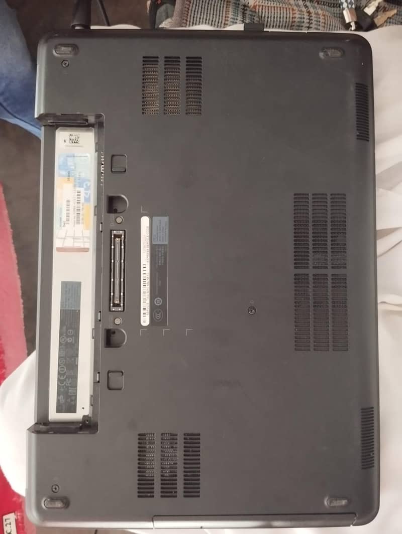 Dell Latitude E5440 6