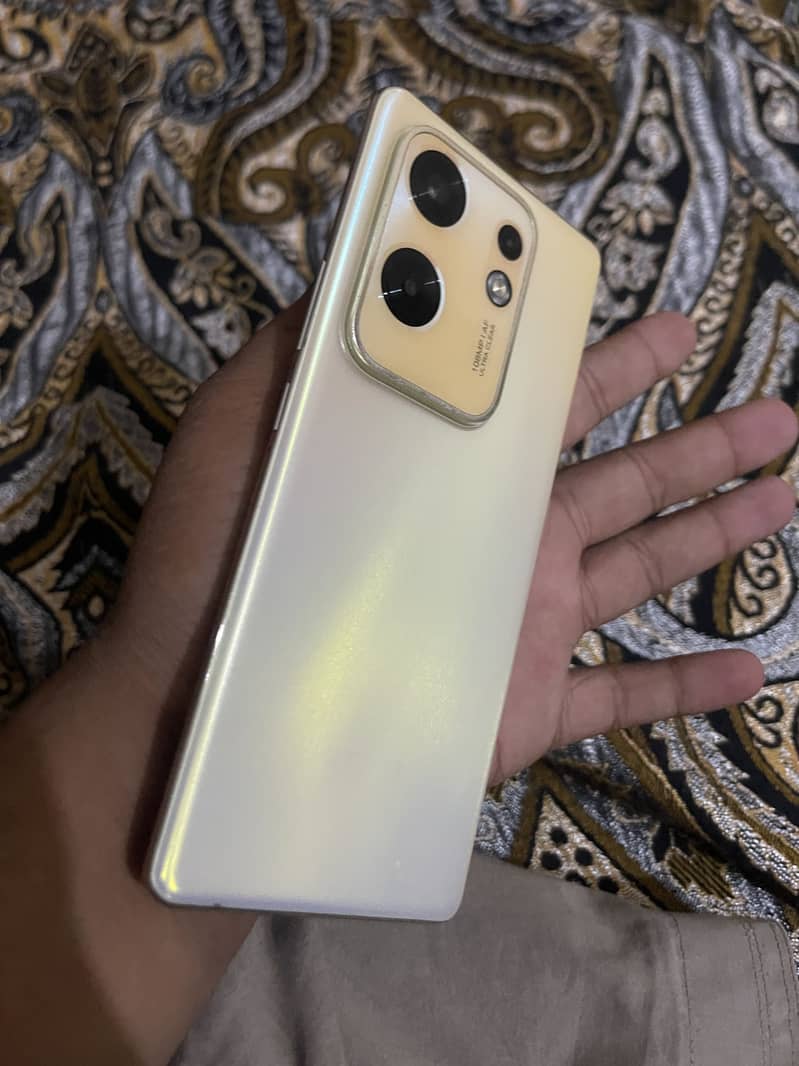Infinix Zero 30 1