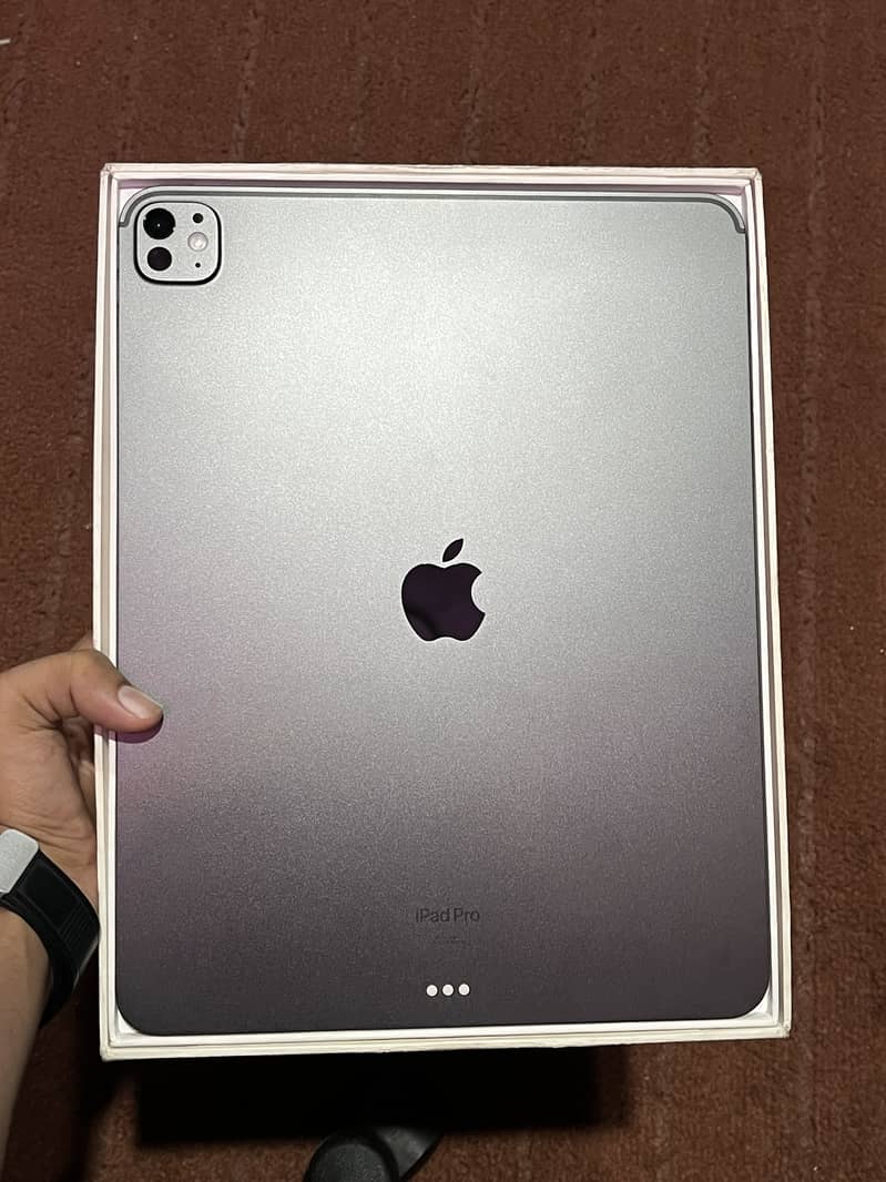 Ipad m4 12.9 inch 0