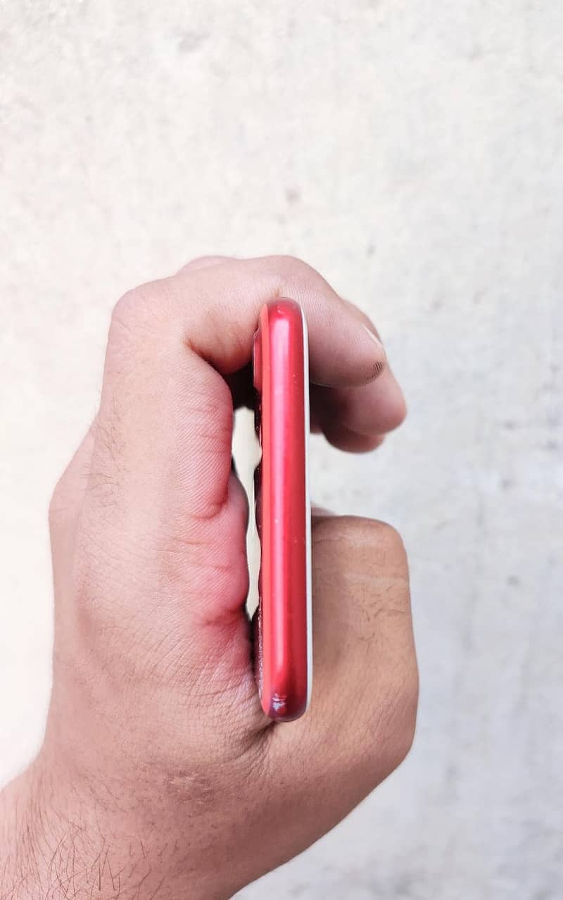 Apple iPhone 7 3