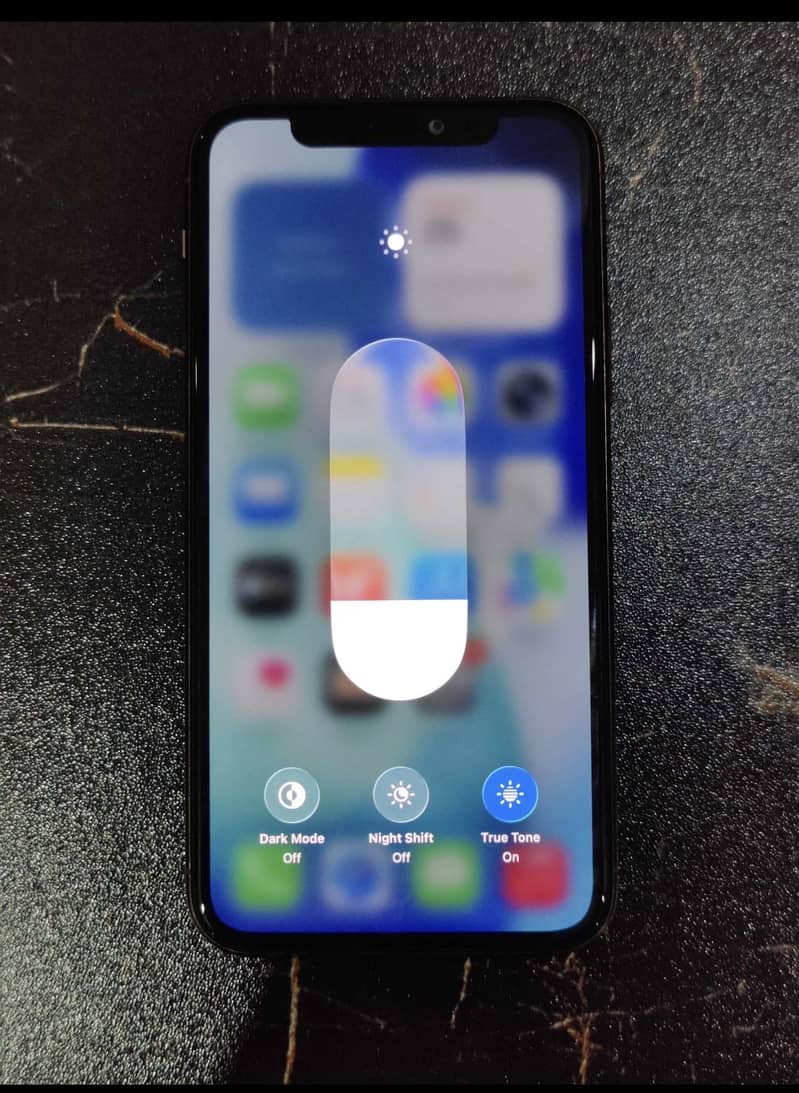 Apple iPhone 11 Pro Max 2