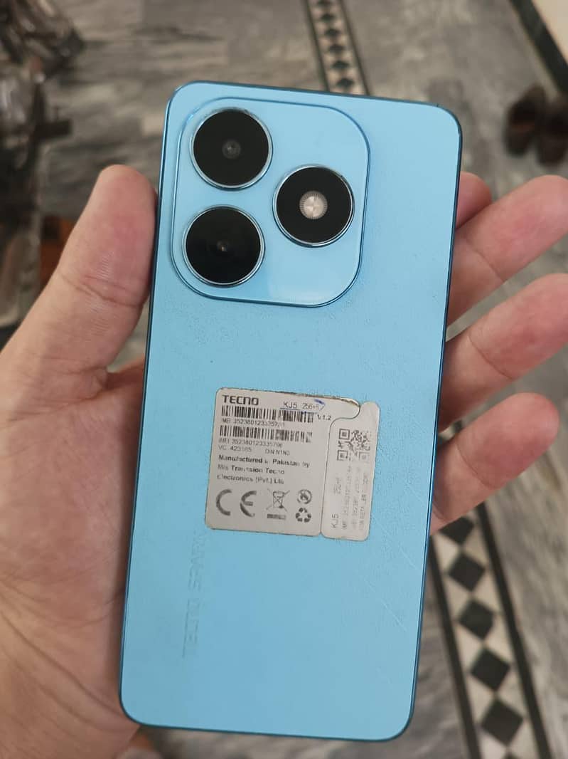 Tecno Spark 20 0