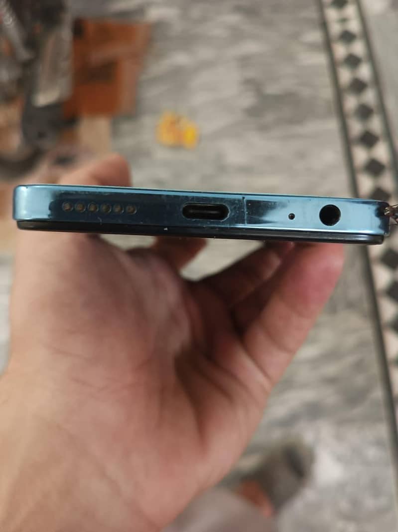 Tecno Spark 20 2
