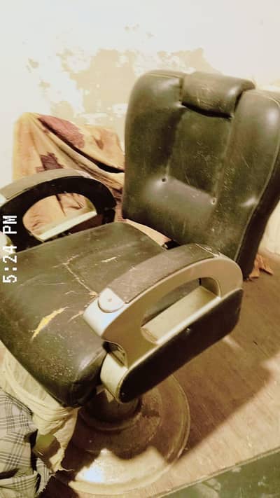 salon chair
