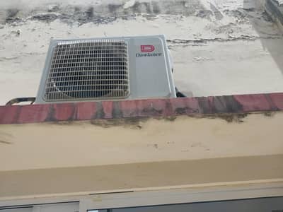 Dawlance inverter AC 1 Ton for sale