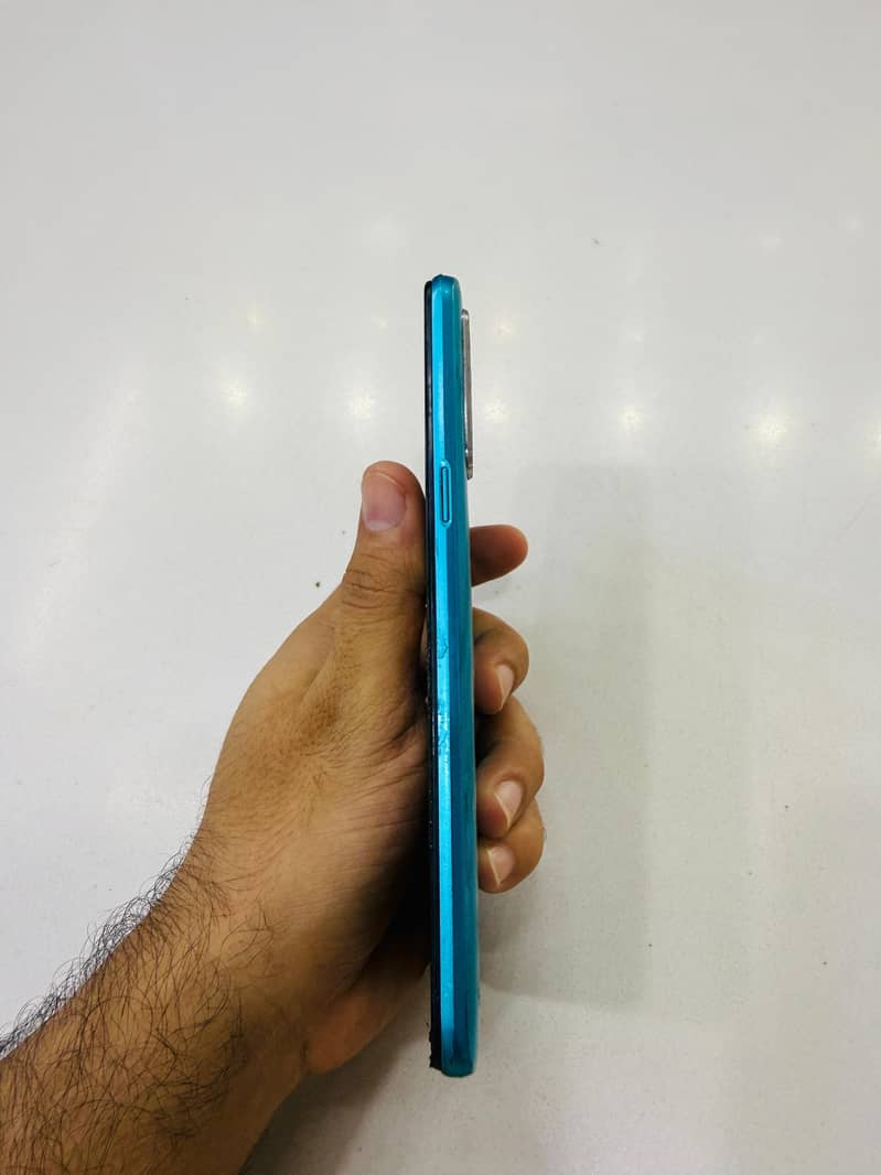 Realme 5i 3