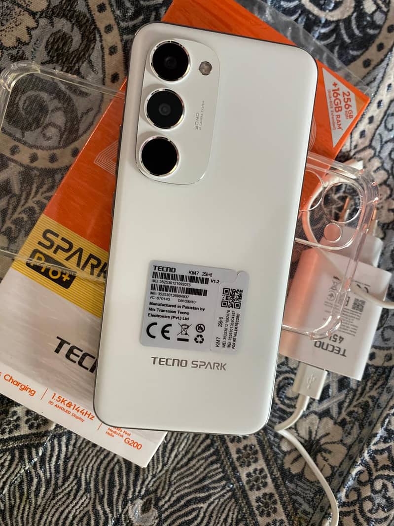 spark 40 pro 3