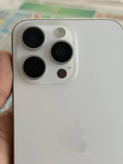 Apple iPhone 15 Pro Max