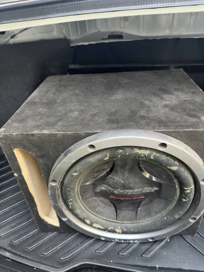 Pioneer woofer & AudioBose Amplifier for Sale
