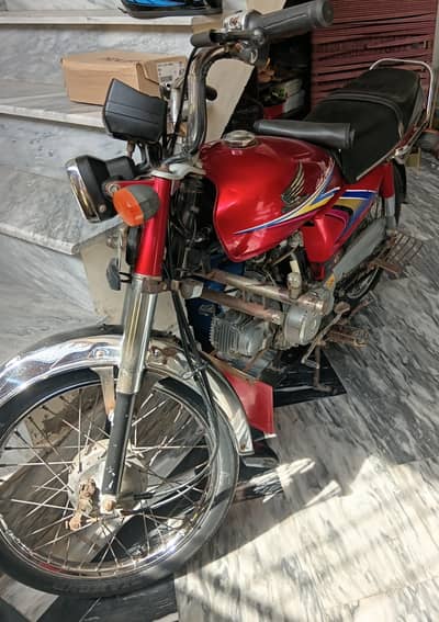 Honda CD 70 bike 2010 model