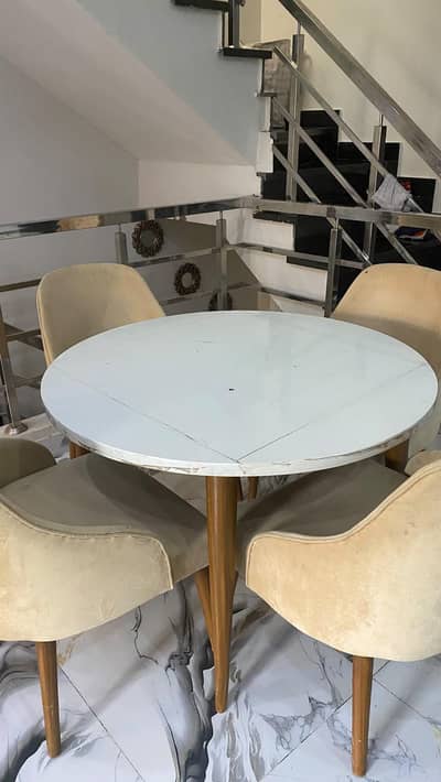 Modern 4-Chair Round Dining / Coffee Table Set (Beige Velvet Chairs)