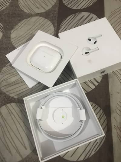 apple airpod 3rd generation 10/10 , connectivity ka issue ha