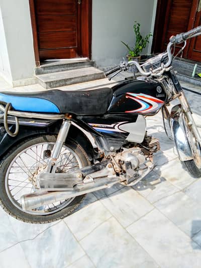 Yamaha Junoon