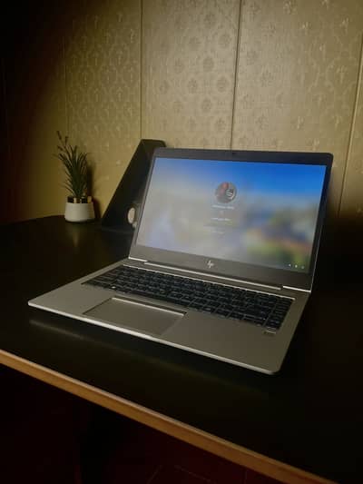 HP EliteBook 840 G5 – i5 8th Gen  / 8GB RAM / 512GB SSD