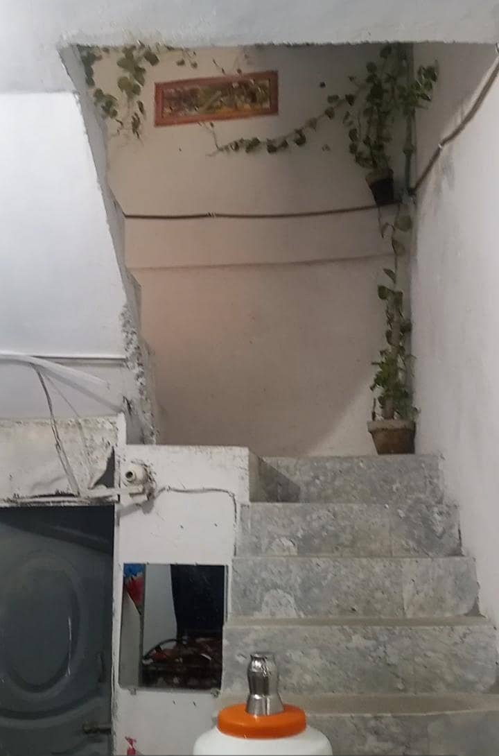 دو مرلہ کارنر ڈھائی سٹوری (برما ٹاؤن) 3