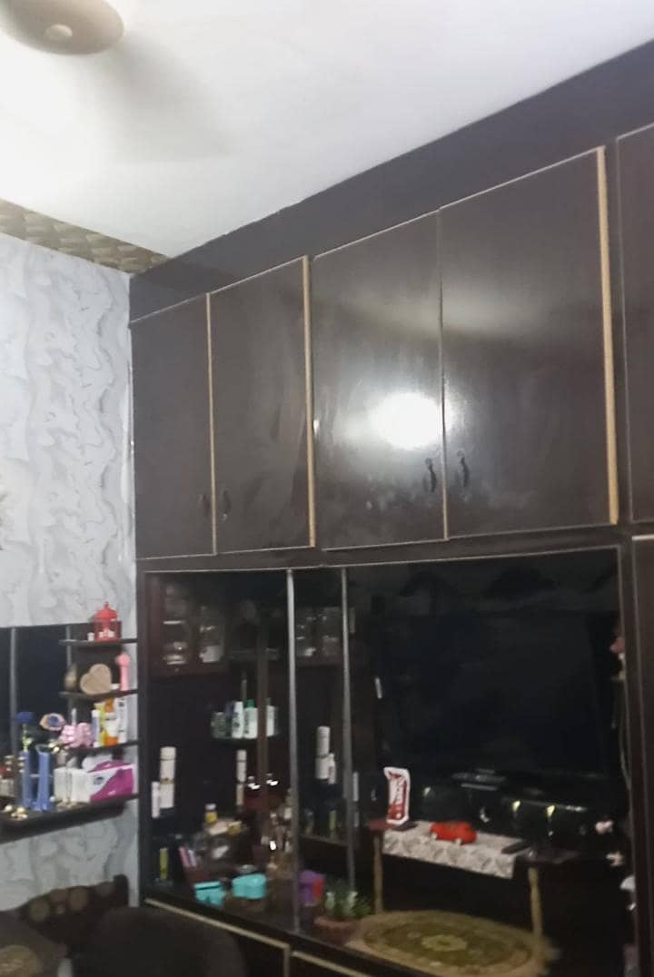 دو مرلہ کارنر ڈھائی سٹوری (برما ٹاؤن) 4