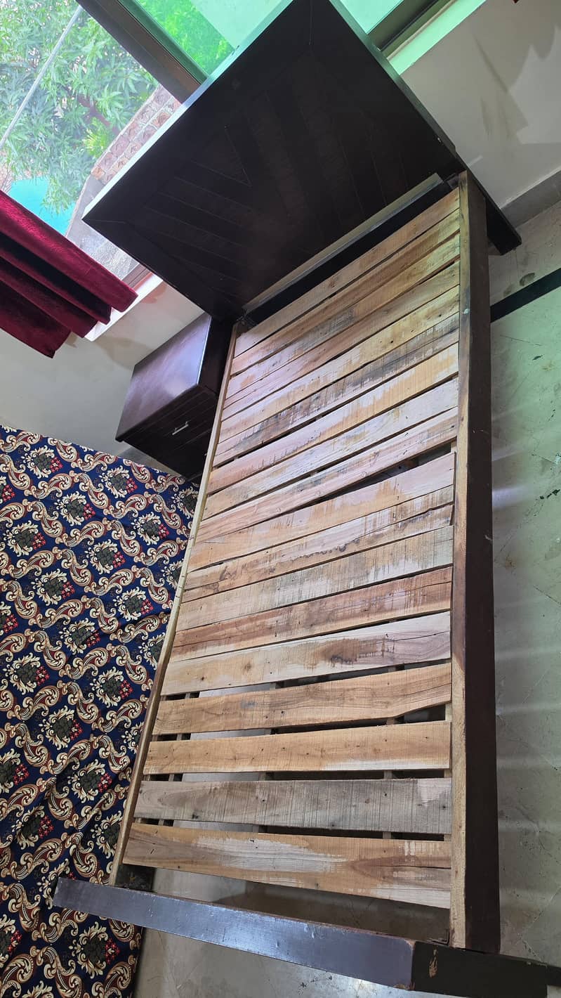 Single Bed with Mattress and cover 3