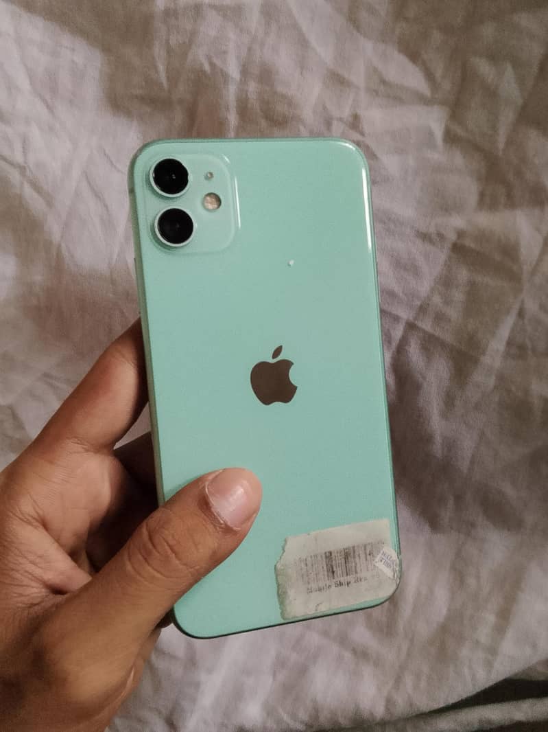 Apple iPhone 11 4