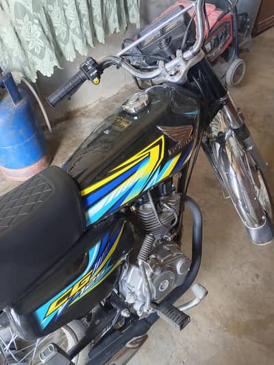 honda 125 Black