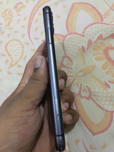 IPHONE 11 64GB DUAL PTA TOTAL ORIGINAL JUST PANEL CHNG ALL OK
