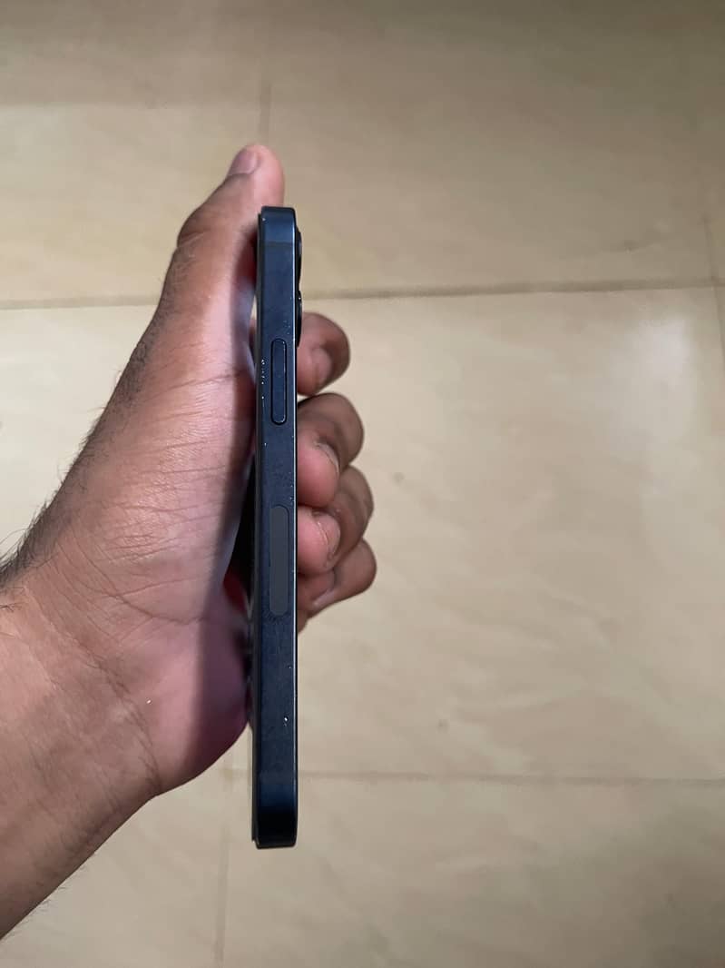 Apple iPhone 12 mini 3