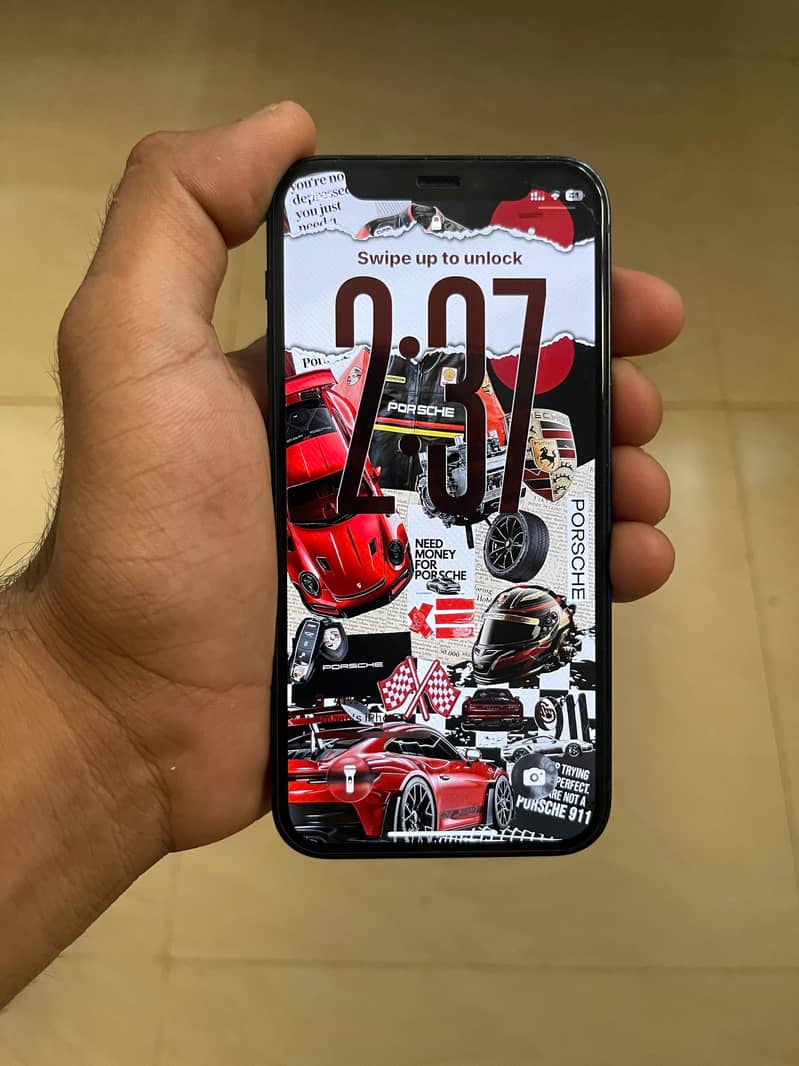 Apple iPhone 12 mini 4