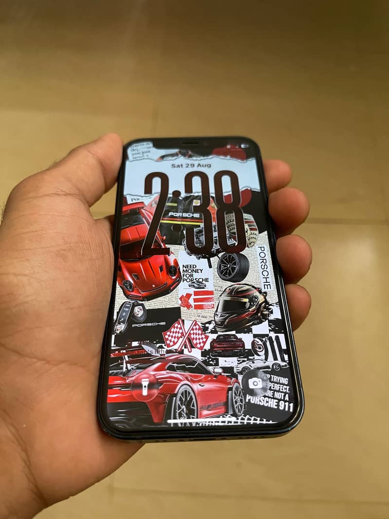 Apple iPhone 12 mini 7