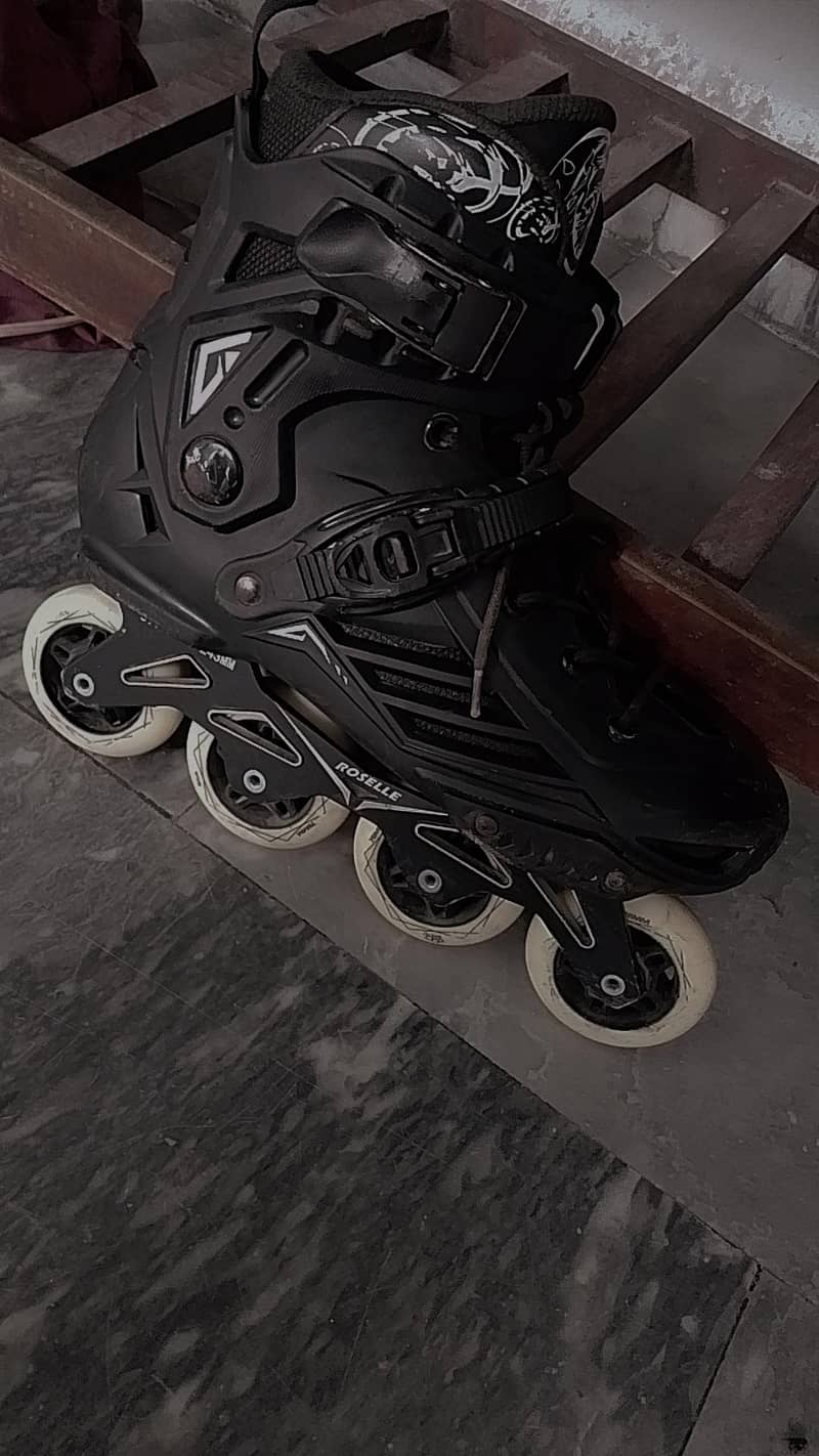 roller skates 3