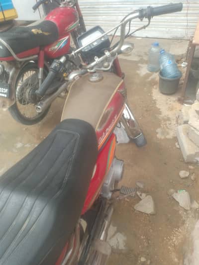 Honda 70 12 model bike