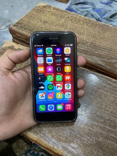 Apple iPhone 7 128Gb Pta Approved