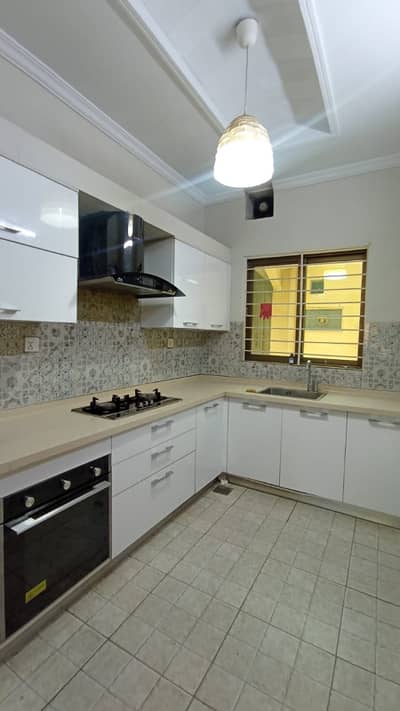 Like that brand ground floor 4 Marla for Rent in G13/1 Street 104 nearly Kashmir highway Islamabad