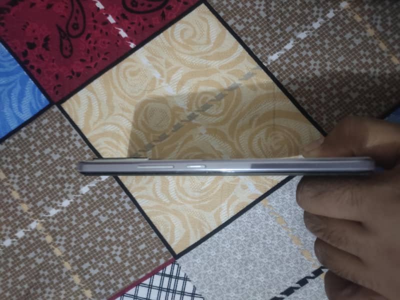 Vivo V21 5
