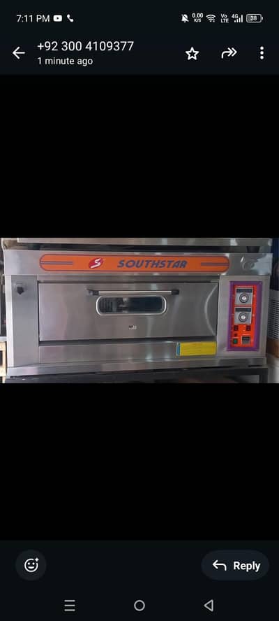 for sale pizza oven 10.10 condition full size with stand