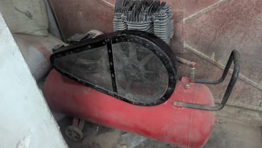 Air compressor