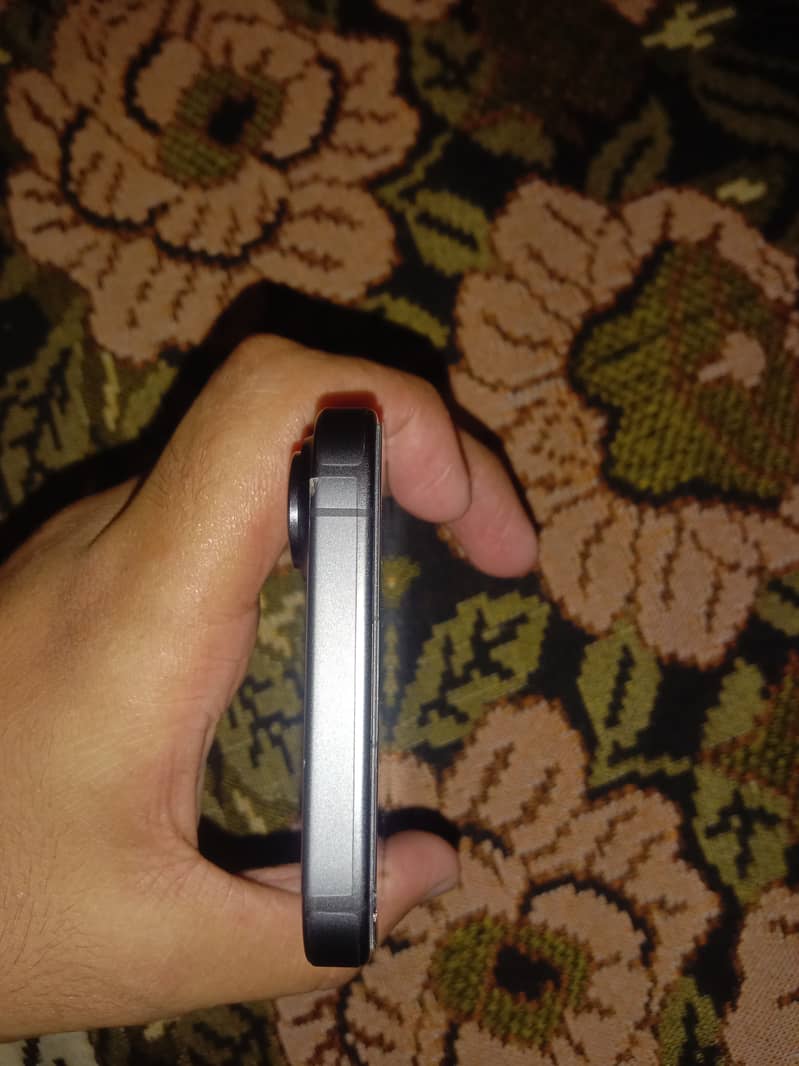 Apple iPhone 17 3