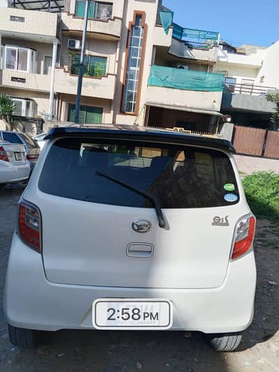 Daihatsu Mira 2012