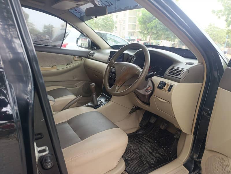 Toyota Corolla 2.0 Diesel (2006) model 14