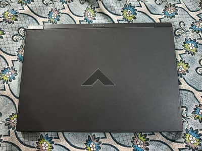 victus 15 ( gaming laptop )
