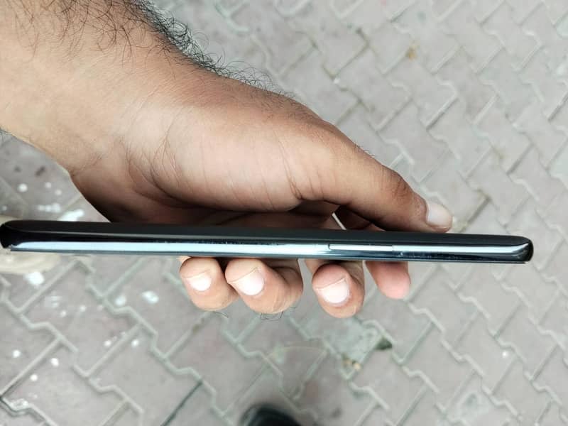 One Plus 10T 1