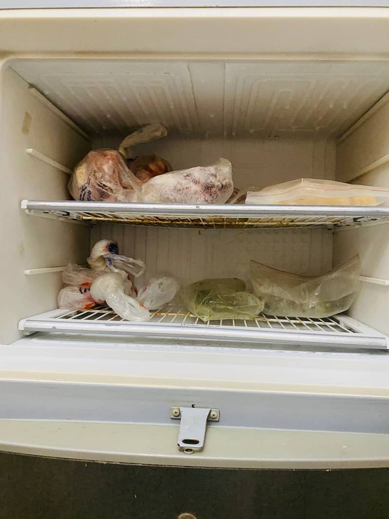 Dawlance Refrigerator 4