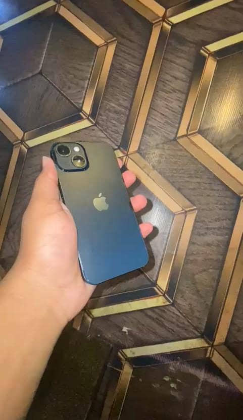 Apple iPhone 14 1