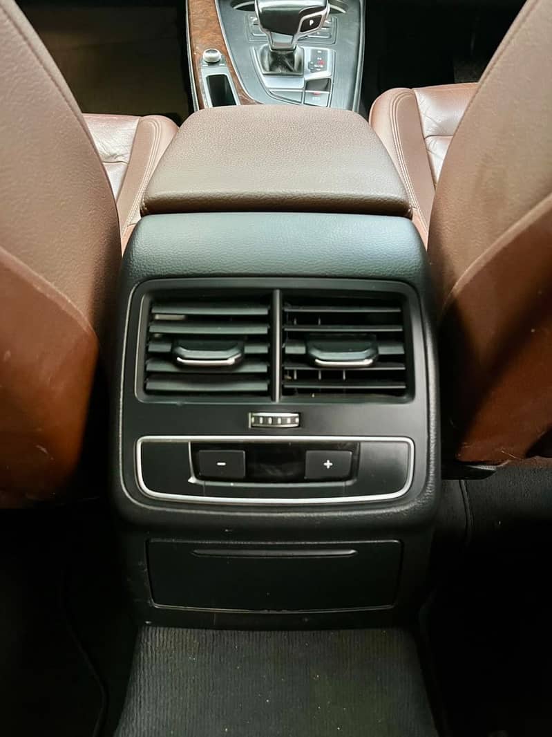Audi A4 2017 11