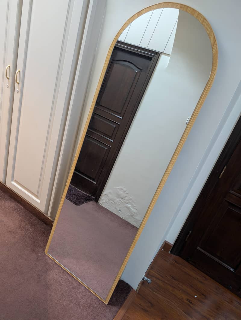 room mirror 1