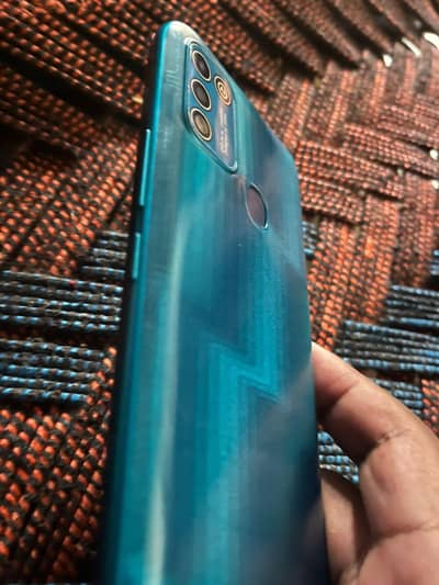 Infinix Hot 11 Play