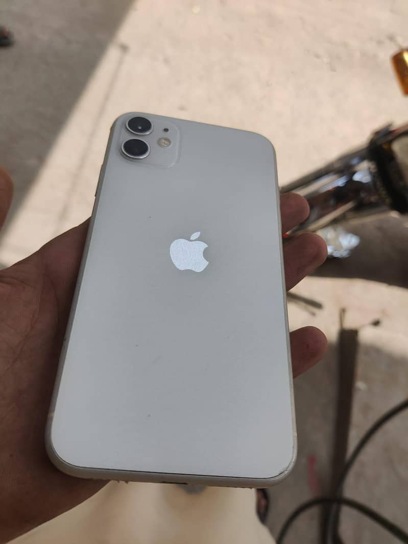 Apple iPhone 11 2