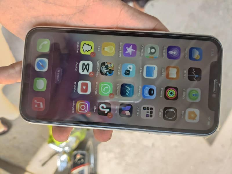 Apple iPhone 11 7