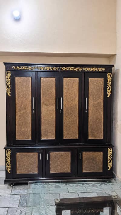 4 door wooden wardrobe /Almare