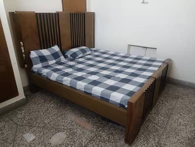 Slightly used modern king size bed set with 2 side tables